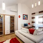 דירה Adria 3 מאלינסקה