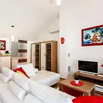 Adria 3