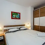 Adria 3 * Malinska