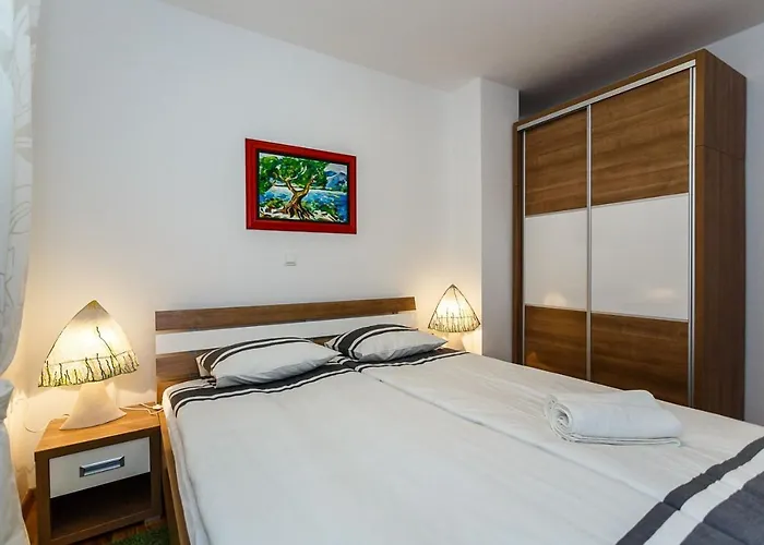 Adria 3 * Malinska