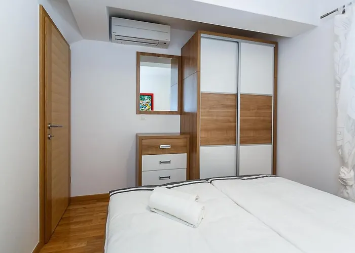 Adria 3 * Malinska